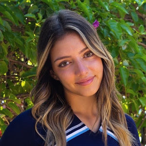 Meet your Posher, Olivia